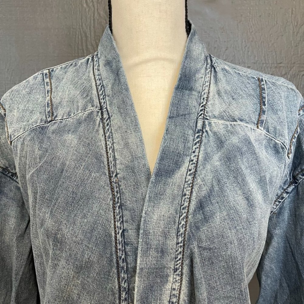 ROCKY CHAMBRAY ROBE - Picture 5 of 10